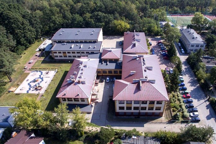 Zespół Szkół nr 2 w Markach