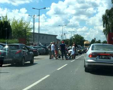 Potrącenie na Szosie Jadowskiej w Wołominie, fot: Autopomoc Zawadzki Krzysztof
