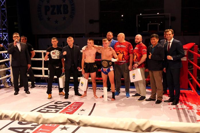 Patryk Kuryłek zawodowym Mistrzem Polski w K1, fot: WWL24