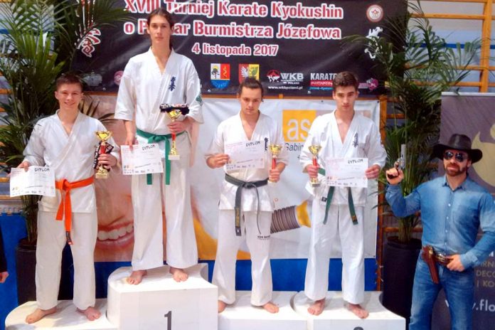 18 pucharów KSW Kyokushin na międzynarodowym turnieju, fot: KSW Kyokushin