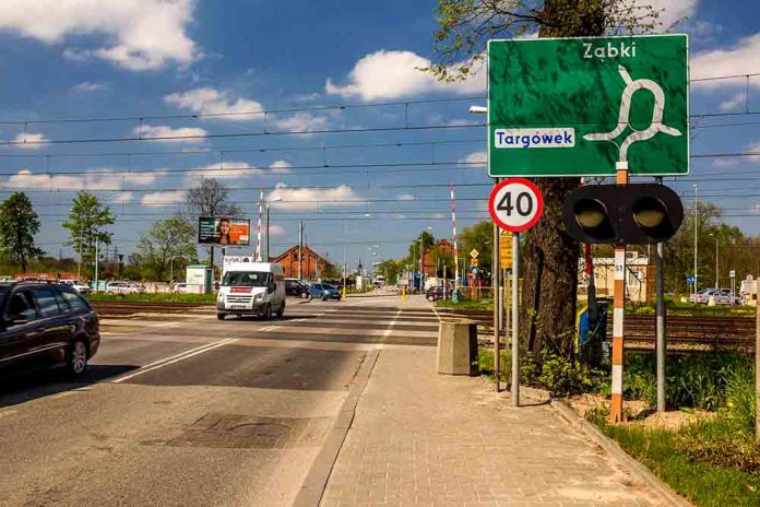 Podpisano umowę na zaprojektowanie wiaduktu na Chełmżyńskiej, fot. ZMID