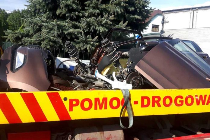 Karoserię skradzionego Hyundaia przewozili busem, fot: KPP Wołomin