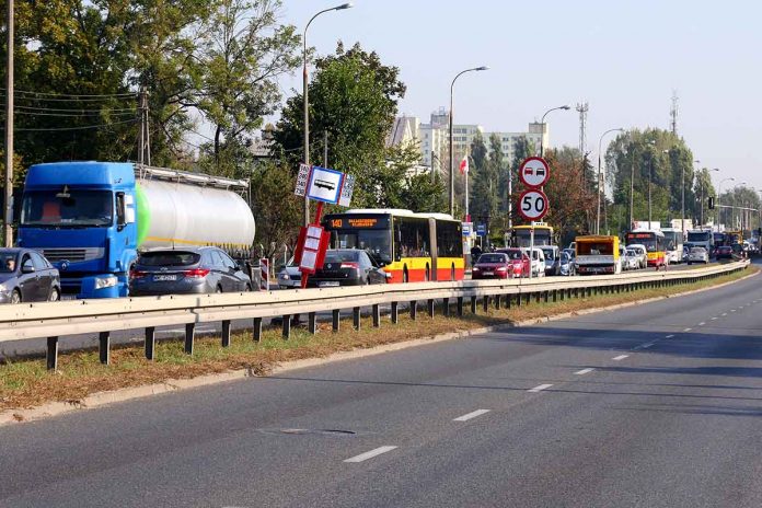 remont Alei Piłsudskiego w Markach, fot: WWL24