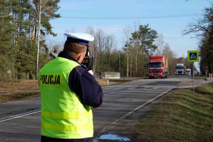 Policja, kontrola, fot: KPP Wołomin