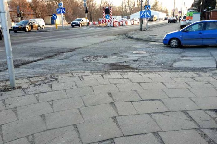Rada Miasta w sprawie remontu Alei Piłsudskiego, fot: marki.pl