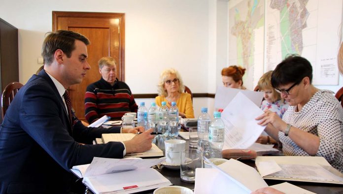 Spotkanie burmistrza Zielonki z dyrektorami szkół i przedszkoli, fot: zielonka.pl