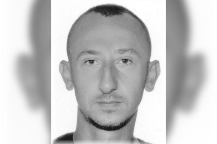 Poszukiwany listami gończymi Dominik Kowalski, fot: policja.pl