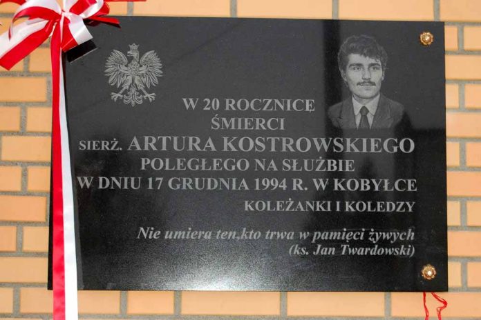 Sierżant Artur Kostrowski zmarł 25 lat temu, fot: policja.pl