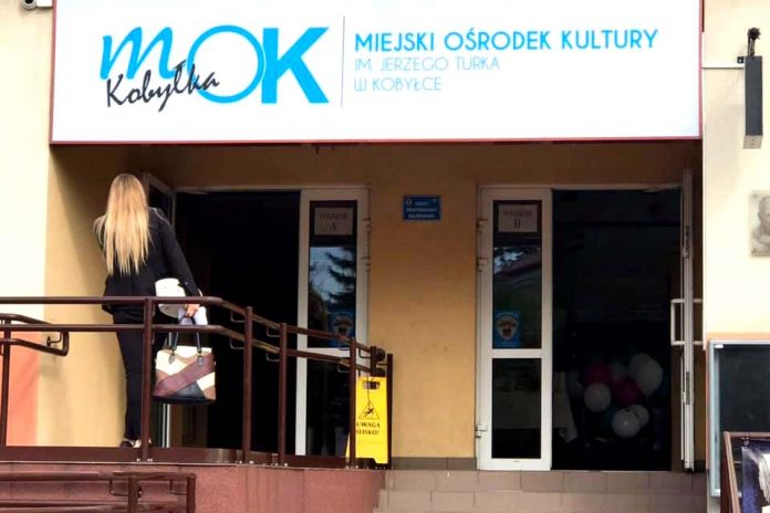 Miejski Ośrodek Kultury w Kobyłce bezpieczniejszy, fot: kobylka.pl