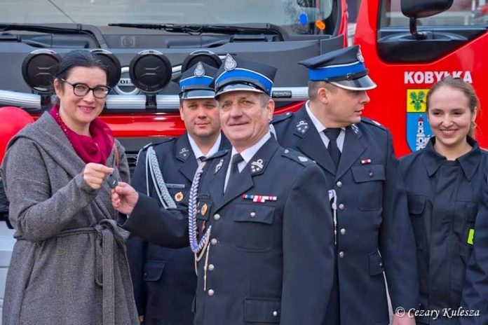 Ochotnicza Straż Pożarna w Kobyłce dofinansowana, fot: kobylka.pl/Cezary Kulesza