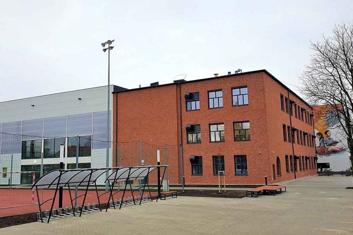 Szkoła Podstawowa nr 2 w Markach, fot: marki.pl