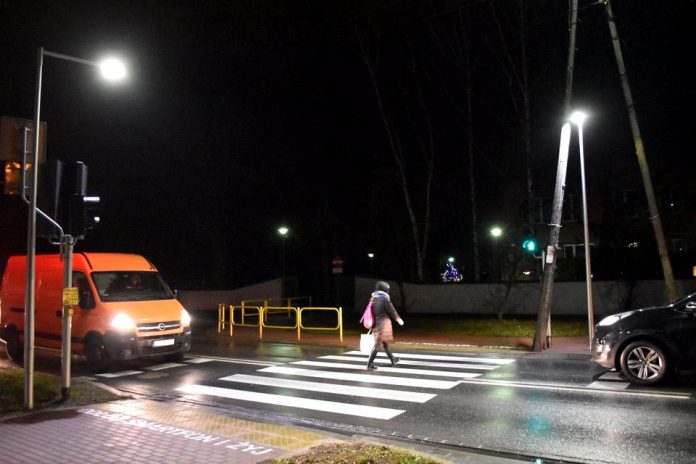 Kolejne przejścia dla pieszych zostaną doświetlone jeszcze w tym roku, fot: powiat-wolominski.pl