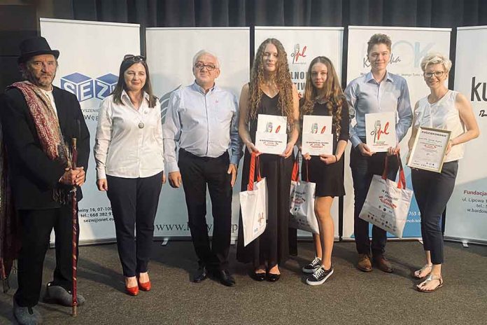 Eliminacje powiatowe IV Ogólnopolskiego Festiwalu Pieśni Legionowej, fot: kobylka.pl