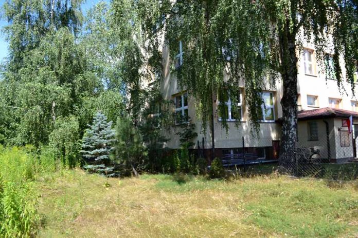 Poprawa warunków w Zespole Szkół w Kozłach, fot: tluszcz.pl