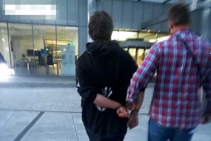 Usłyszał 31 zarzutów kradzieży z włamaniem na rachunek bankowy, fot: policja.pl