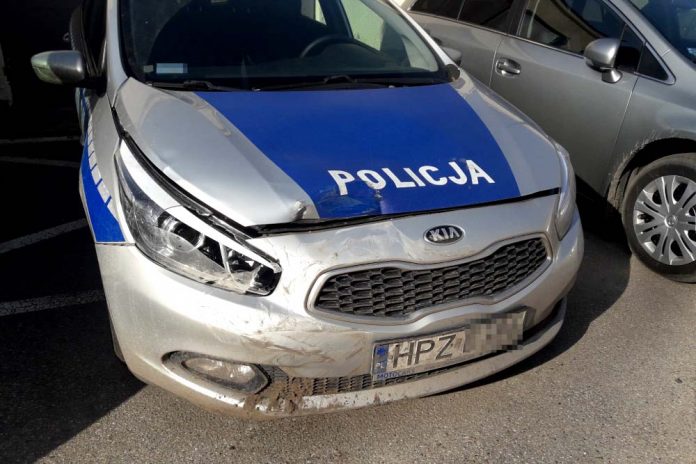 Nietrzeźwy z sądowym zakazem chciał uniknąć kontroli, fot: policja.pl