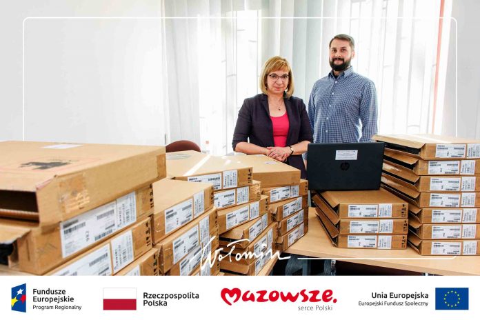 Kolejne laptopy dla wołomińskich szkół