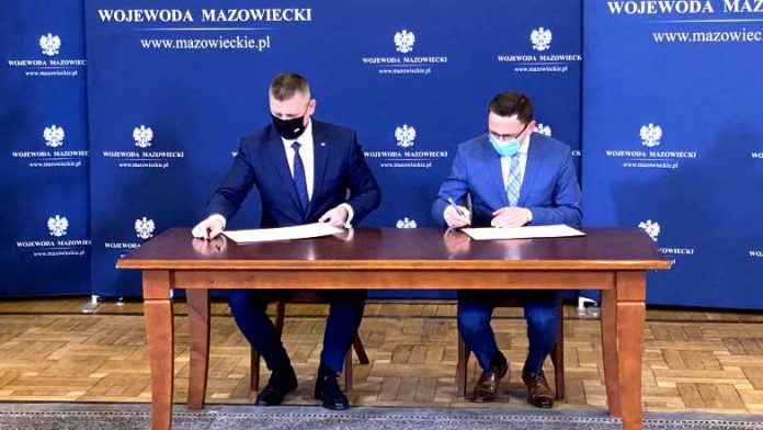 Umowa na budowę przejścia dla pieszych w Kruszu podpisana, fot: klembow.pl
