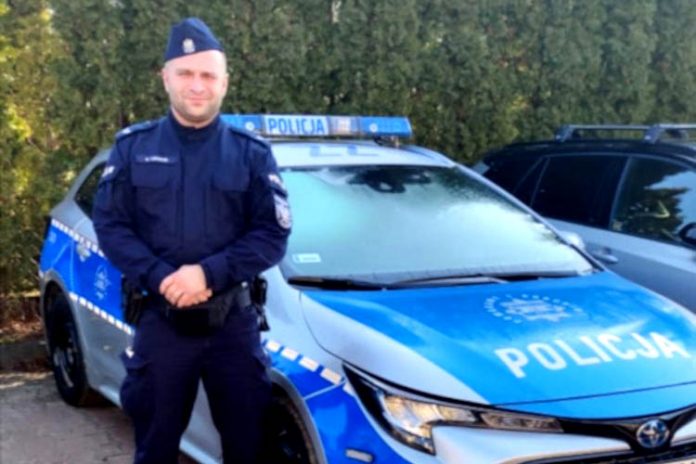 Policjant w czasie wolnym od służby zatrzymał pijanego kierowcę, fot: policja.pl