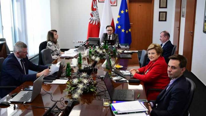 Mazowieccy radni przyjrzą się realizacji budowy CPK, fot: mazovia.pl