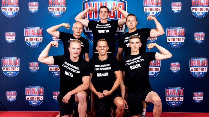 Silna ekipa Sobierajskich w „Ninja Warrior Polska V”, fot: Maciej Piorko