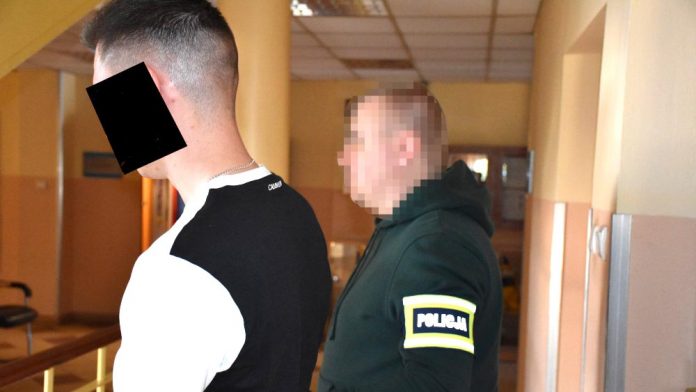 Zatrzymani sprawcy serii podpaleń w powiecie wołomińskim, fot: policja.pl