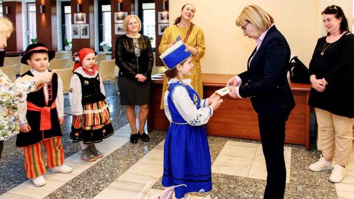Przedszkole im. Pyzy Wędrowniczki zdobyło Wołomiński Grant Oświatowy, fot: wolomin.org