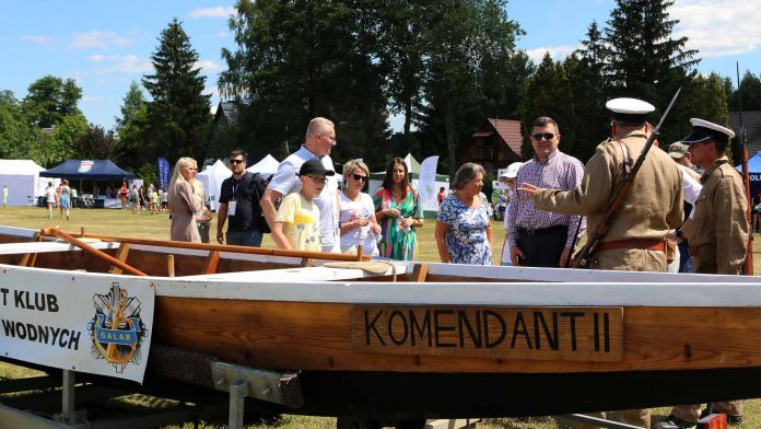 Piknik edukacyjny „Bezpieczne wakacje nad wodą”, fot. Starostwo Powiatu Wołomińskiego