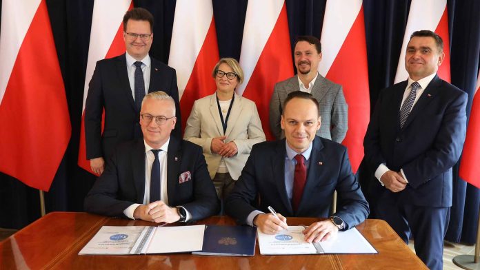 Budowa ścieżki pieszo-rowerowej na DK 50 na odc. Strachówka - Łochów, fot. powiat-wolominski.pl
