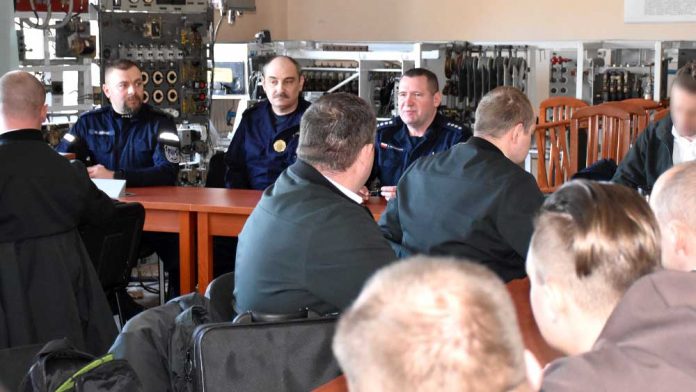 Razem dla bezpieczeństwa podróżnych, fot. policja.pl
