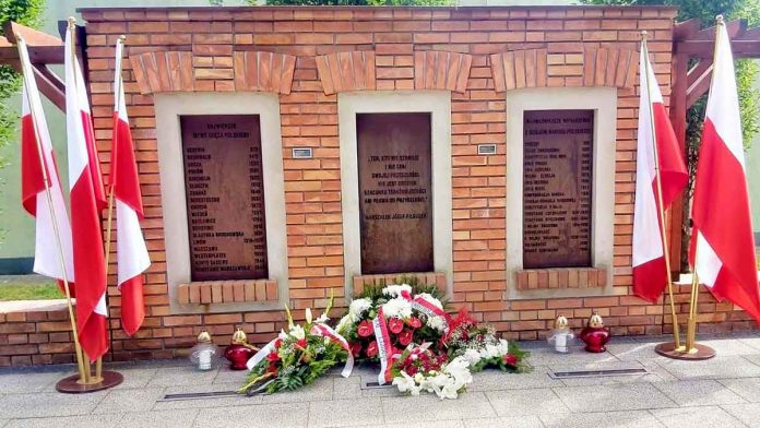 Mareckie obchody 84. rocznicy wybuchu II wojny światowej, fot. marki.pl