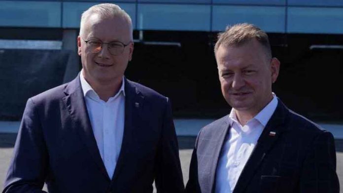 Adam Lubiak, starosta wołomiński społecznym doradcą Ministra Obrony Narodowej , fot. Starostwa Powiatowe w Wołominie