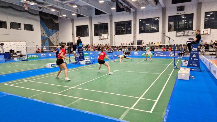 Udany debiut mareckich badmintonistów, fot. marki.pl