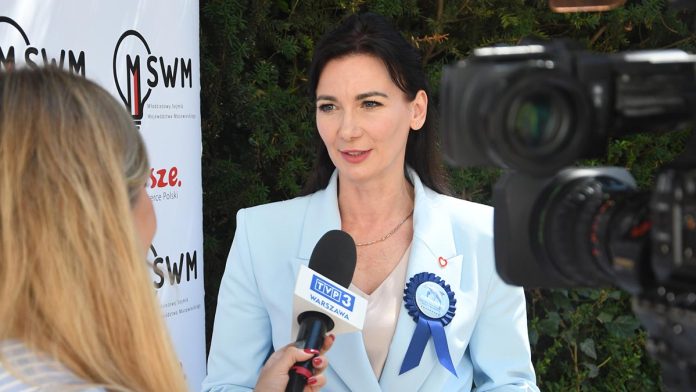 „Niebieska skrzyneczka” – nowy projekt dotyczący zdrowia psychicznego dzieci i młodzieży, fot. mazovia.pl