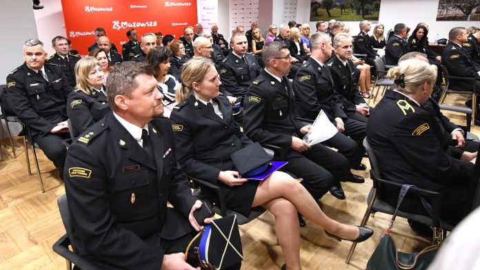 39 komend Państwowej Straży Pożarnej ze wsparciem samorządu Mazowsza , fot. mazovia.pl