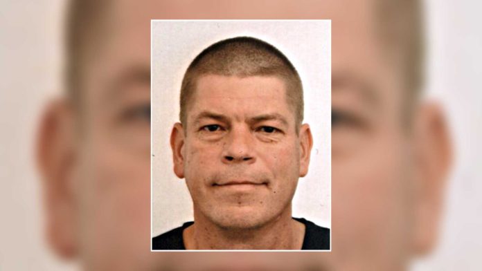 Zaginiony Łukasz Barszczewski, fot. policja.pl