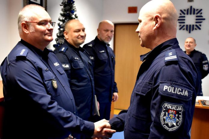 Zmiany kadrowe w Komendzie Powiatowej Policji w Wołominie, fot. policja.pl