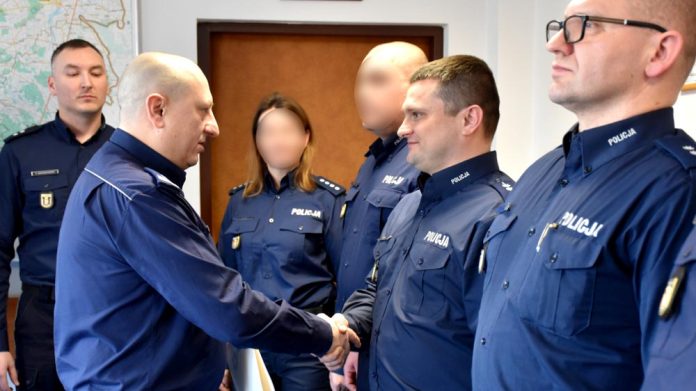 Zmiany kadrowe w Komendzie Powiatowej Policji w Wołominie, fot. policja.pl