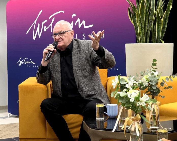 Jacek Cygan gościem Biblioteki Sąsiedzkiej w Lipinkach, fot. MBP Wołomin
