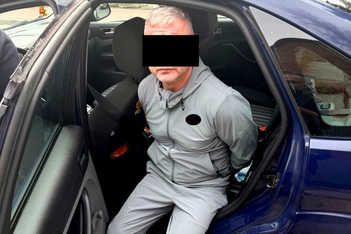Para podejrzana o kradzież samochodu zatrzymana, fot. policja.pl