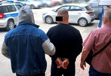 Chciał zgłosić kradzież skuterów za 150 tys. zł. Policjanci szybko odkryli prawdę
