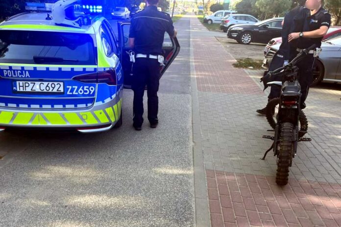 Pościg w Kobyłce. 16-latek uzbierał 49 punktów karnych, fot. policja.pl